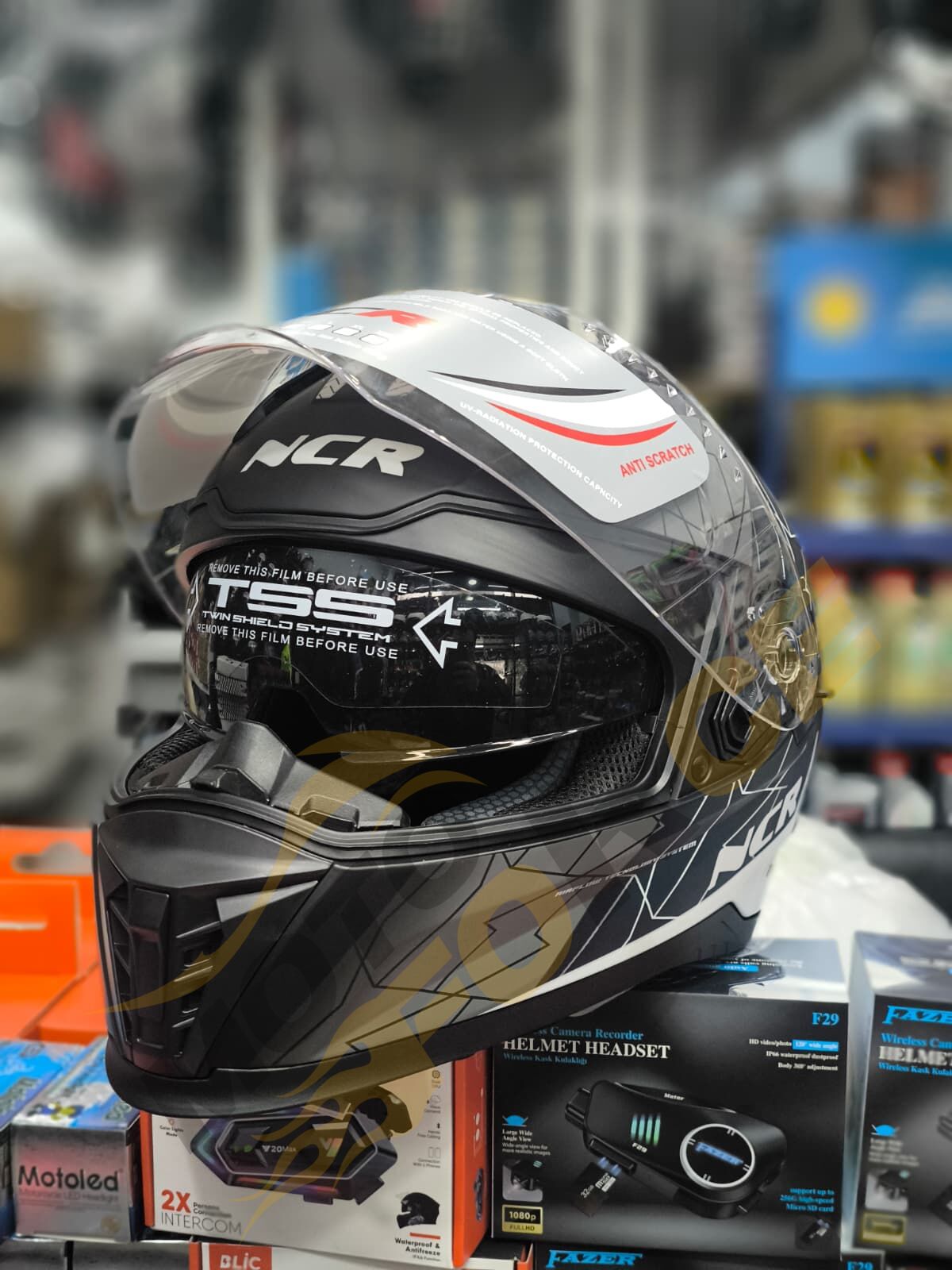 NCR Stream Full Face Kapalı Kask Gri Ve Siyah